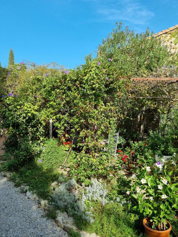 Apartamento Mas De La Petite Jeanne